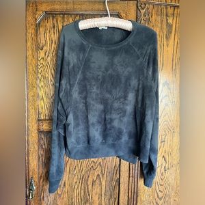 Z supply tie dye sleep over pullover small/petite